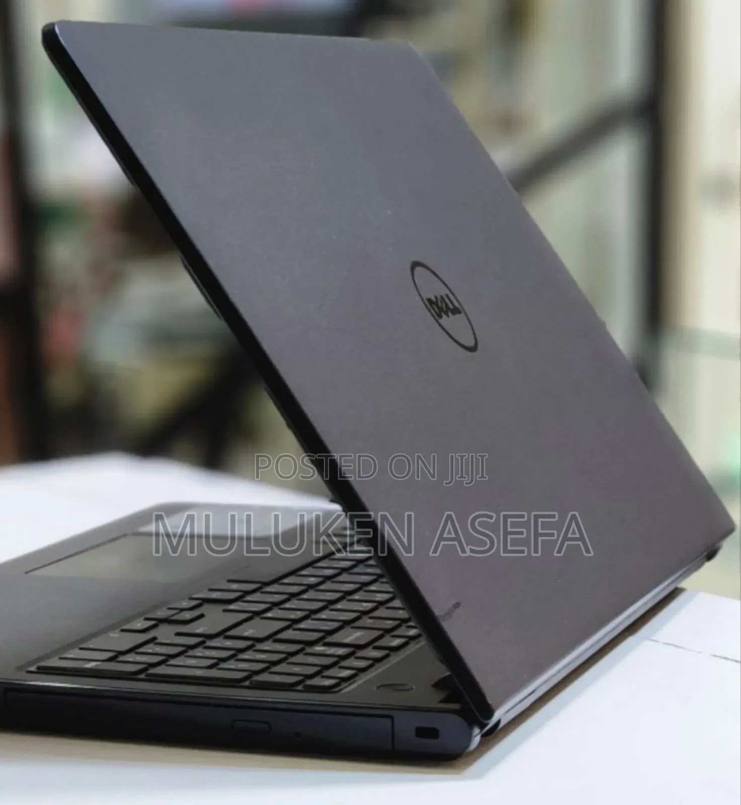 New Laptop Dell Vostro 5481 4GB AMD Ryzen 9 SSD 500GB