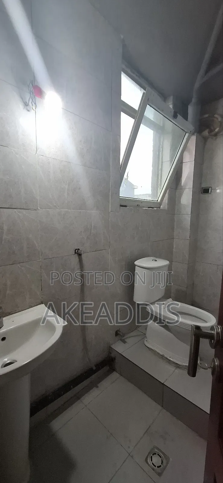 Furnished 2bdrm Condo in Bole Ayat for sale