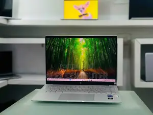 New Laptop HP Pavilion 14 16GB Intel Core I7 SSD 512GB