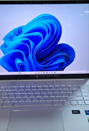 Photo - New Laptop HP Envy X2 16GB Intel Core I7 SSD 1T