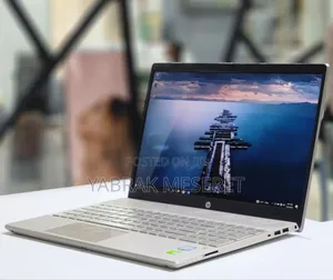 New Laptop HP Pavilion 15 8GB Intel Core I7 SSD 512GB