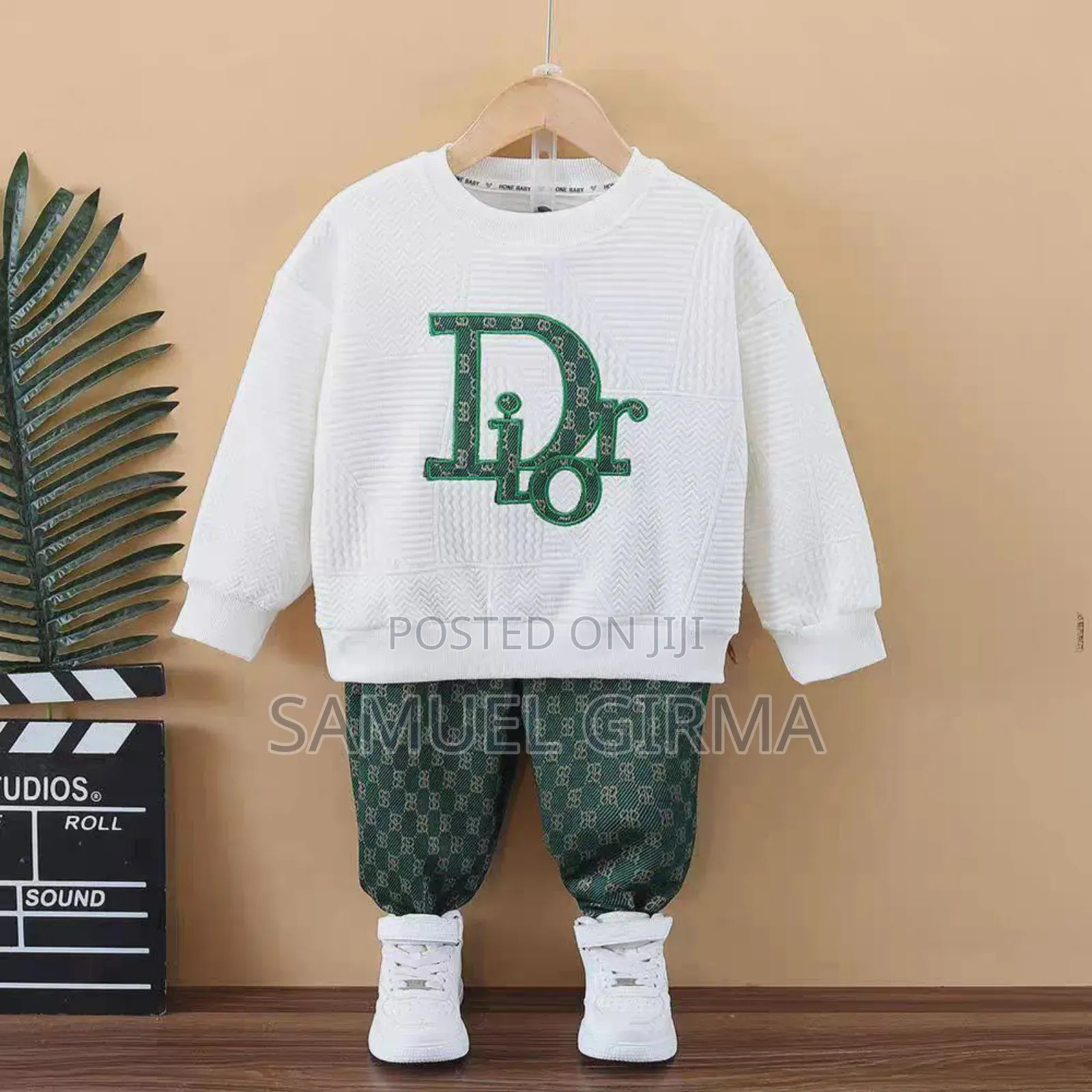 Baby Girls Trousers T-Shirt 2 PCS Size: 1 - 5 Year