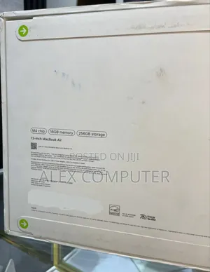 New Laptop Apple MacBook Air 2025 M4 13-Inch 16GB Apple M4 SSD 256GB