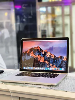 New Laptop Apple MacBook 2010 4GB Intel Core I7 SSD 500GB