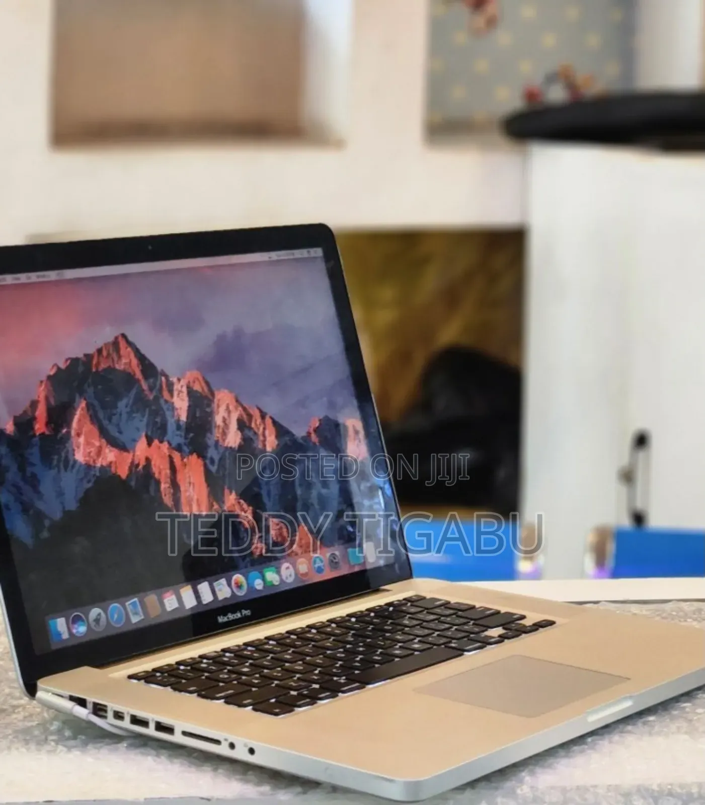 New Laptop Apple MacBook Pro 2010 4GB Intel Core I7 SSD 512GB