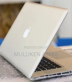 New Laptop Apple MacBook Pro 4GB Intel Core I7 HDD 512GB