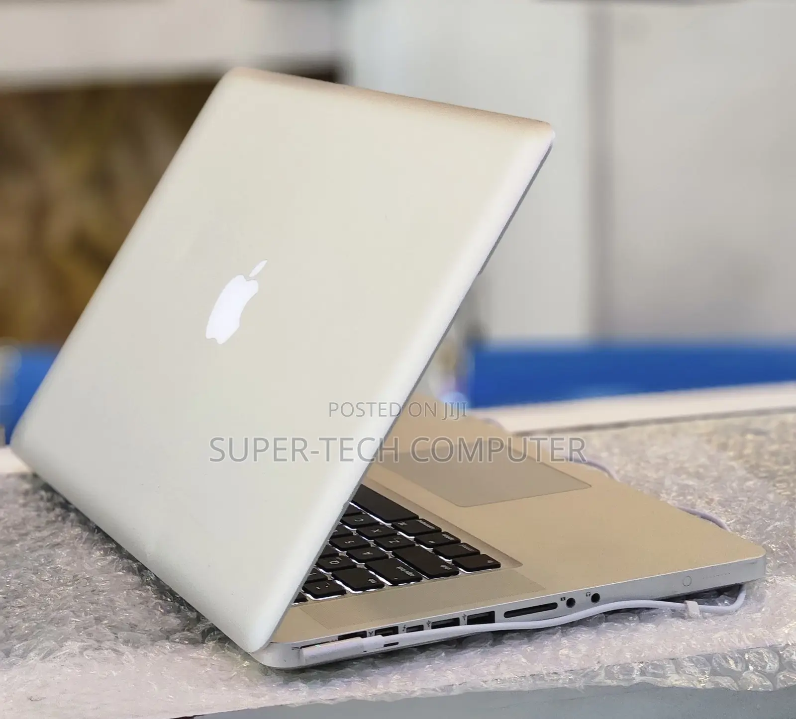 New Laptop Apple MacBook Pro 2010 4GB Intel Core I7 SSD 512GB