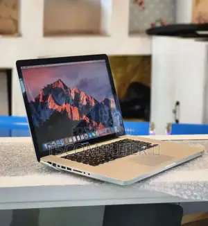 Photo - New Laptop Apple MacBook 2010 4GB Intel Core I7 SSD 512GB