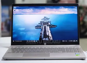 New Laptop HP Pavilion 15 8GB Intel Core I7 SSD 512GB