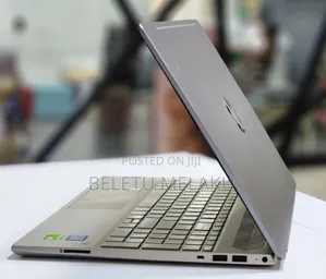 New Laptop HP Pavilion 15 8GB Intel Core I7 SSD 512GB