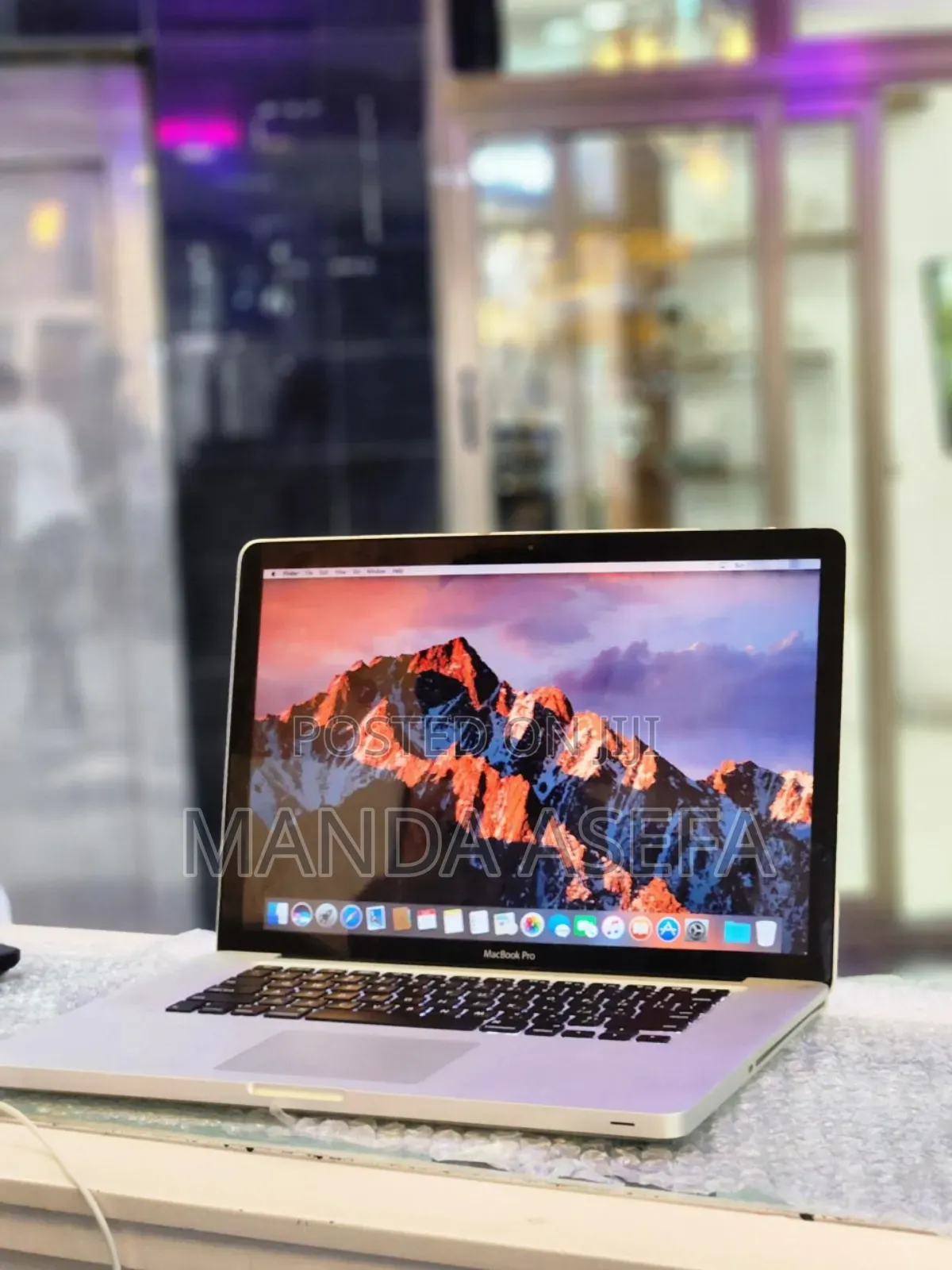 Laptop Apple MacBook Pro 2010 4GB Intel Core I7 SSD 512GB