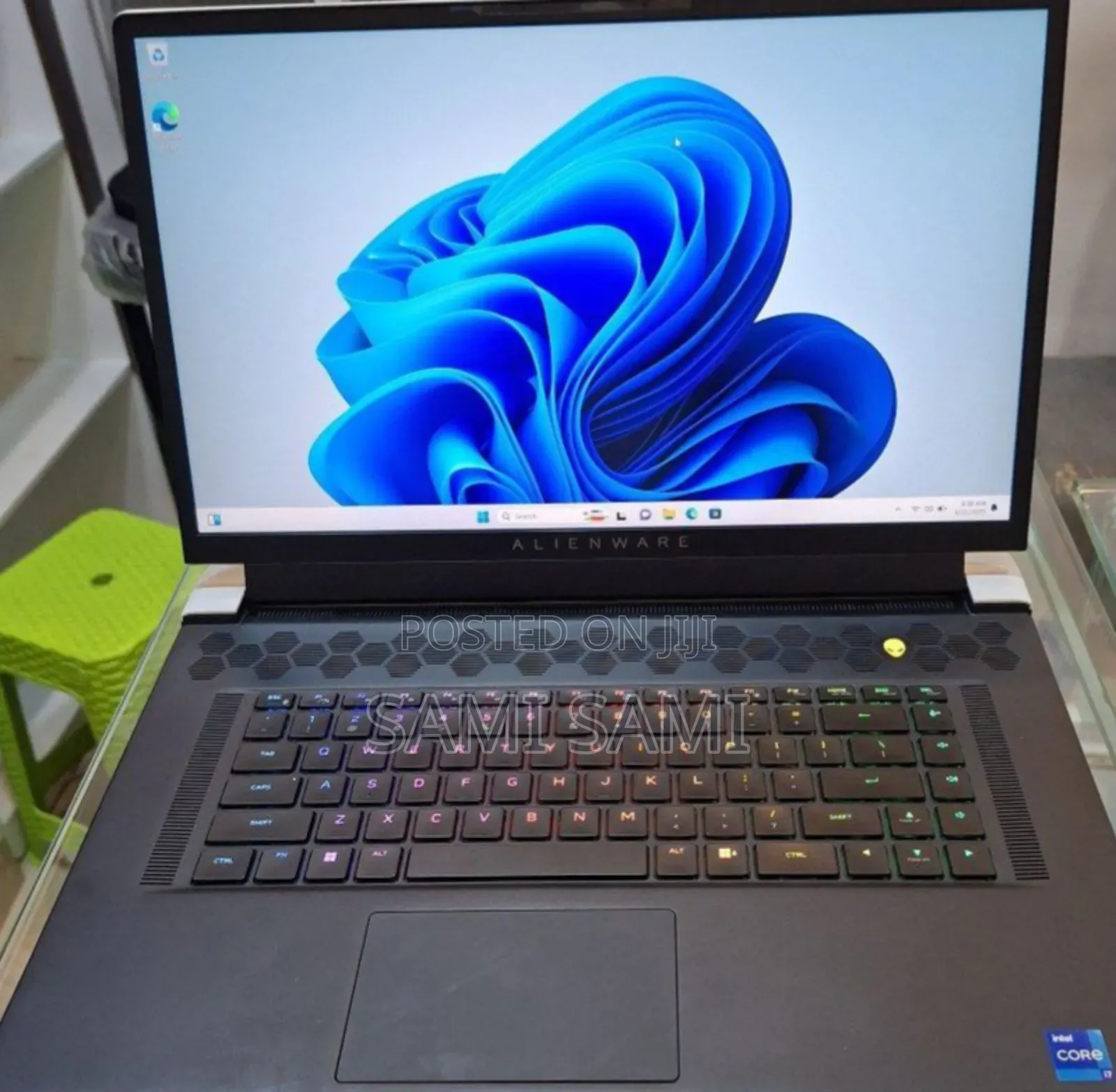 New Laptop Alienware M17x R2 32GB Intel Core I7 SSD 1T