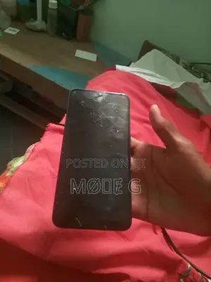 Photo - Samsung Galaxy A30 64 GB Blue