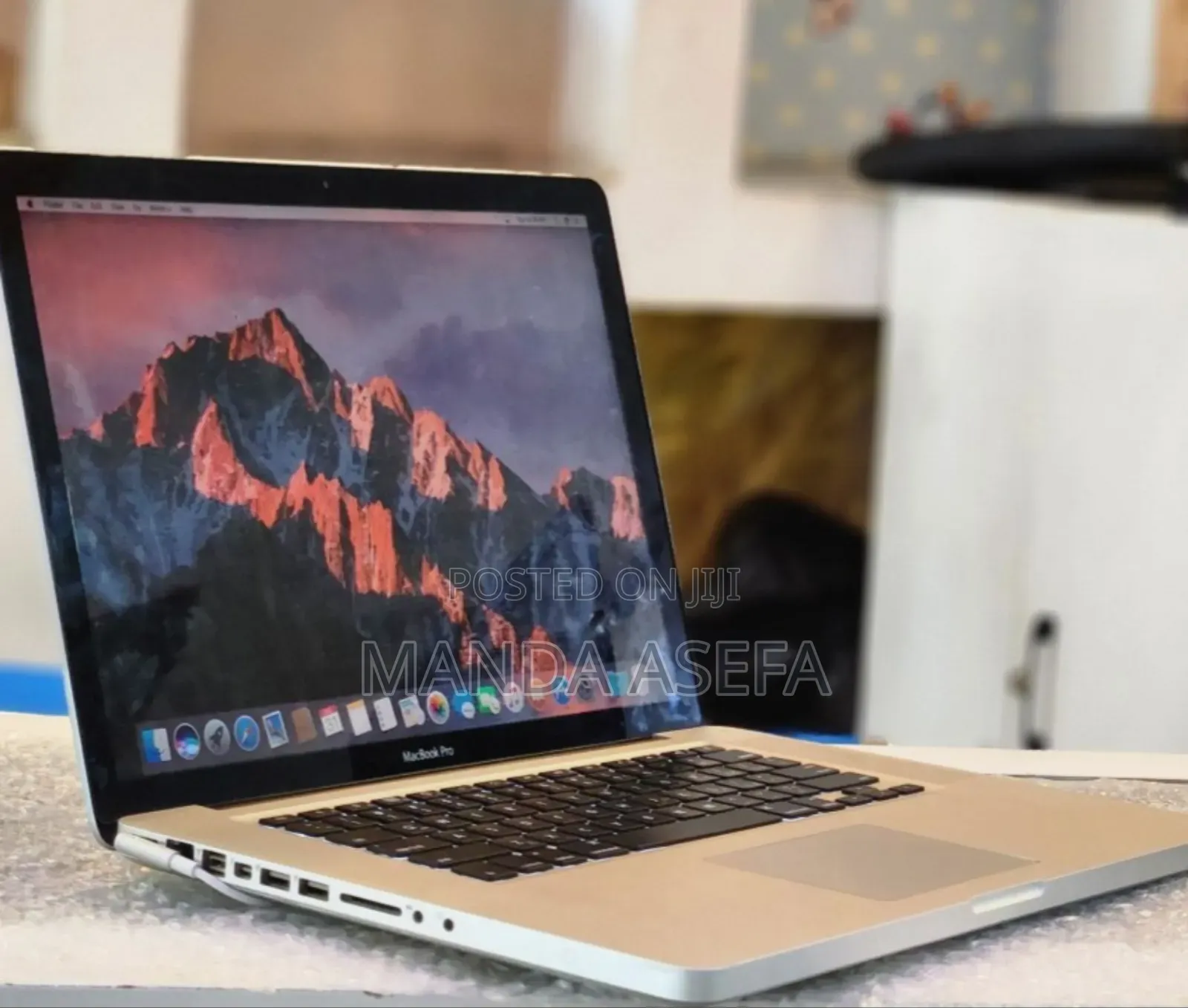 Laptop Apple MacBook Pro 2010 4GB Intel Core I7 SSD 512GB