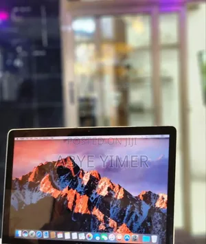 New Laptop Apple MacBook 2010 4GB Intel Core I7 SSD 512GB