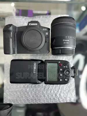 Canon Camera With 24-105lens and Speed Light Godox Tt600