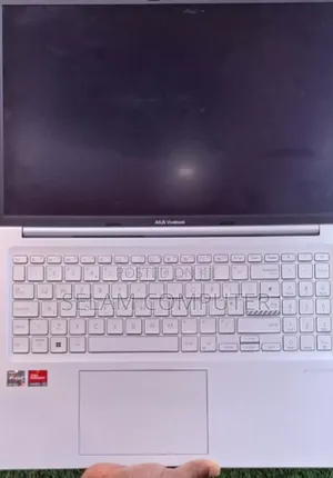 New Laptop Asus VivoBook 15 X505BA 8GB Intel Core I7 SSD 256GB