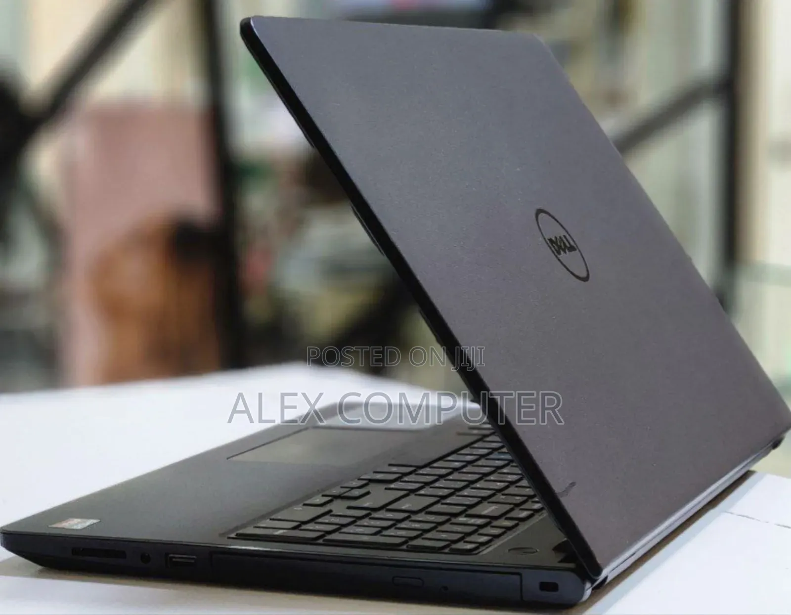 New Laptop Dell Vostro A90 4GB AMD HDD 500GB