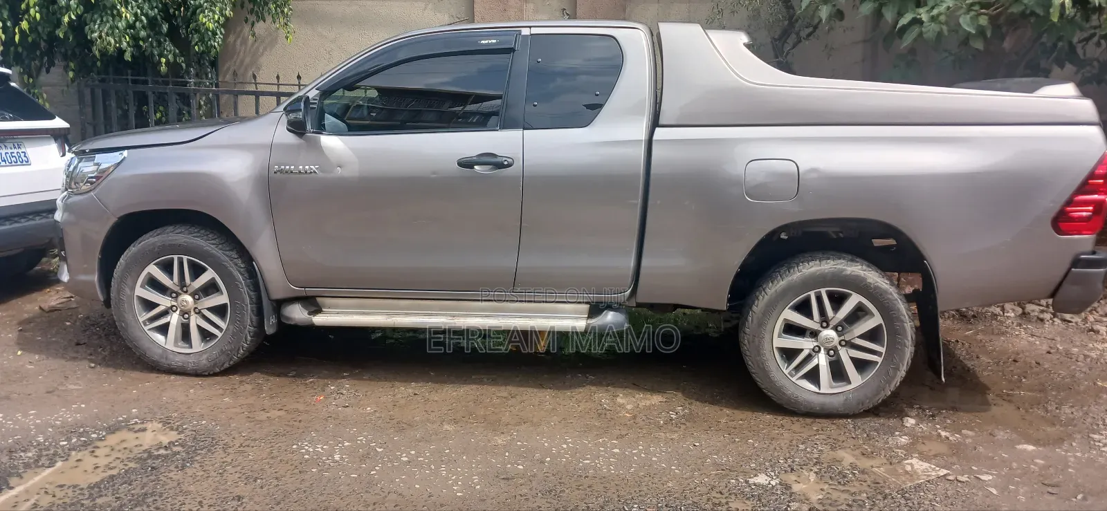 Toyota Hilux 2020 Silver