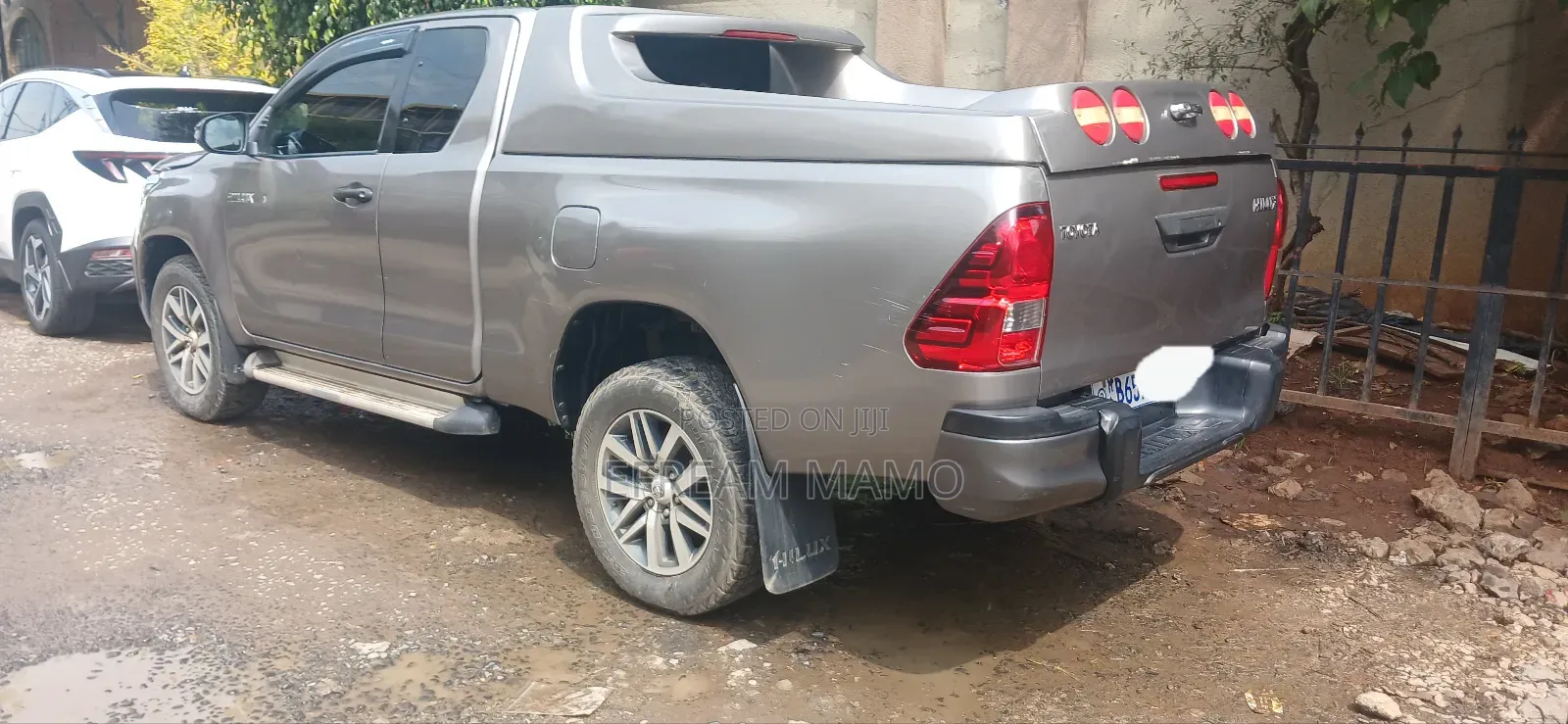 Toyota Hilux 2020 Silver
