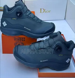 Photo - Columbia Waterproof Premium Quality