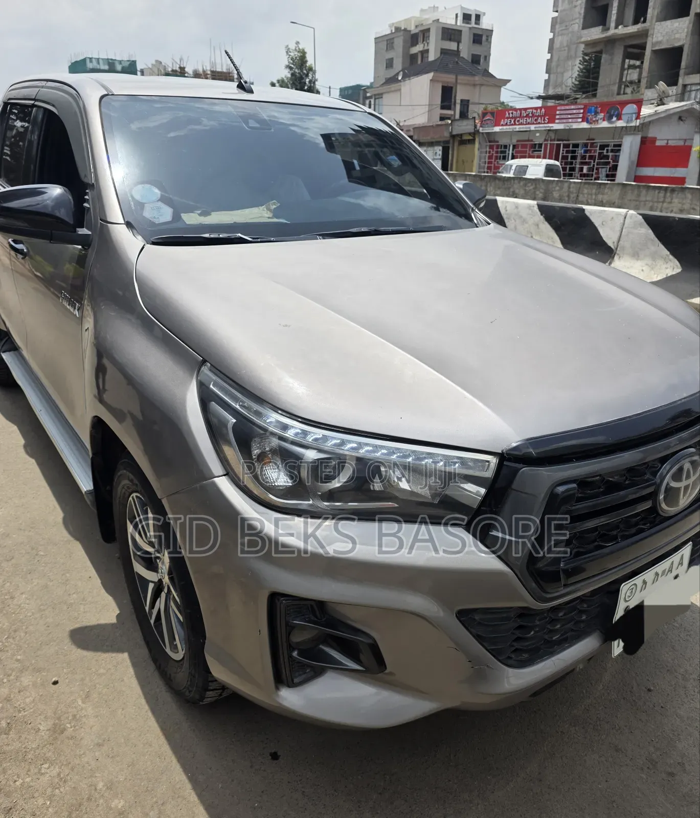 Toyota Hilux 2020 Gray