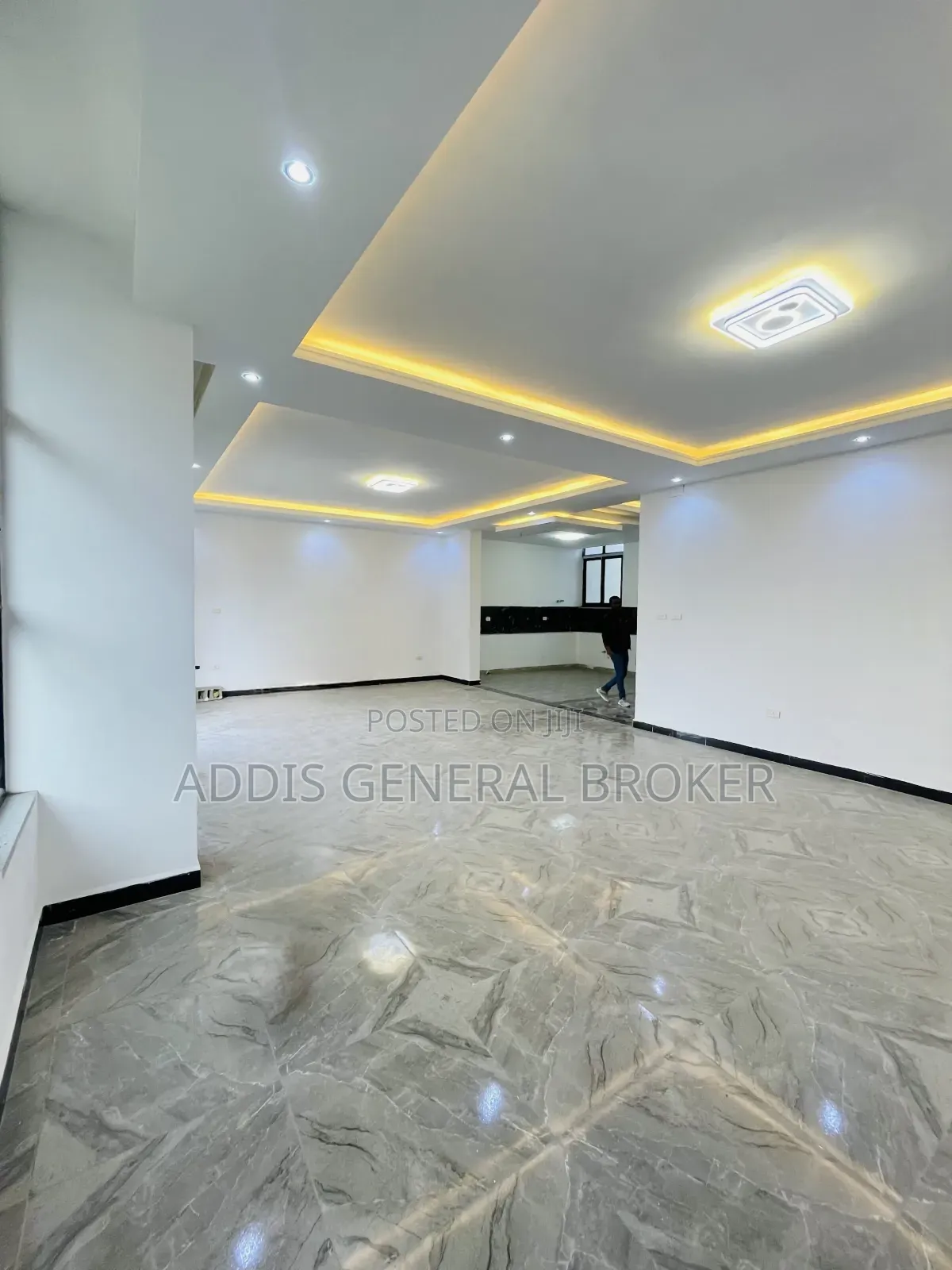 6bdrm House in Bulbula, Bole for sale