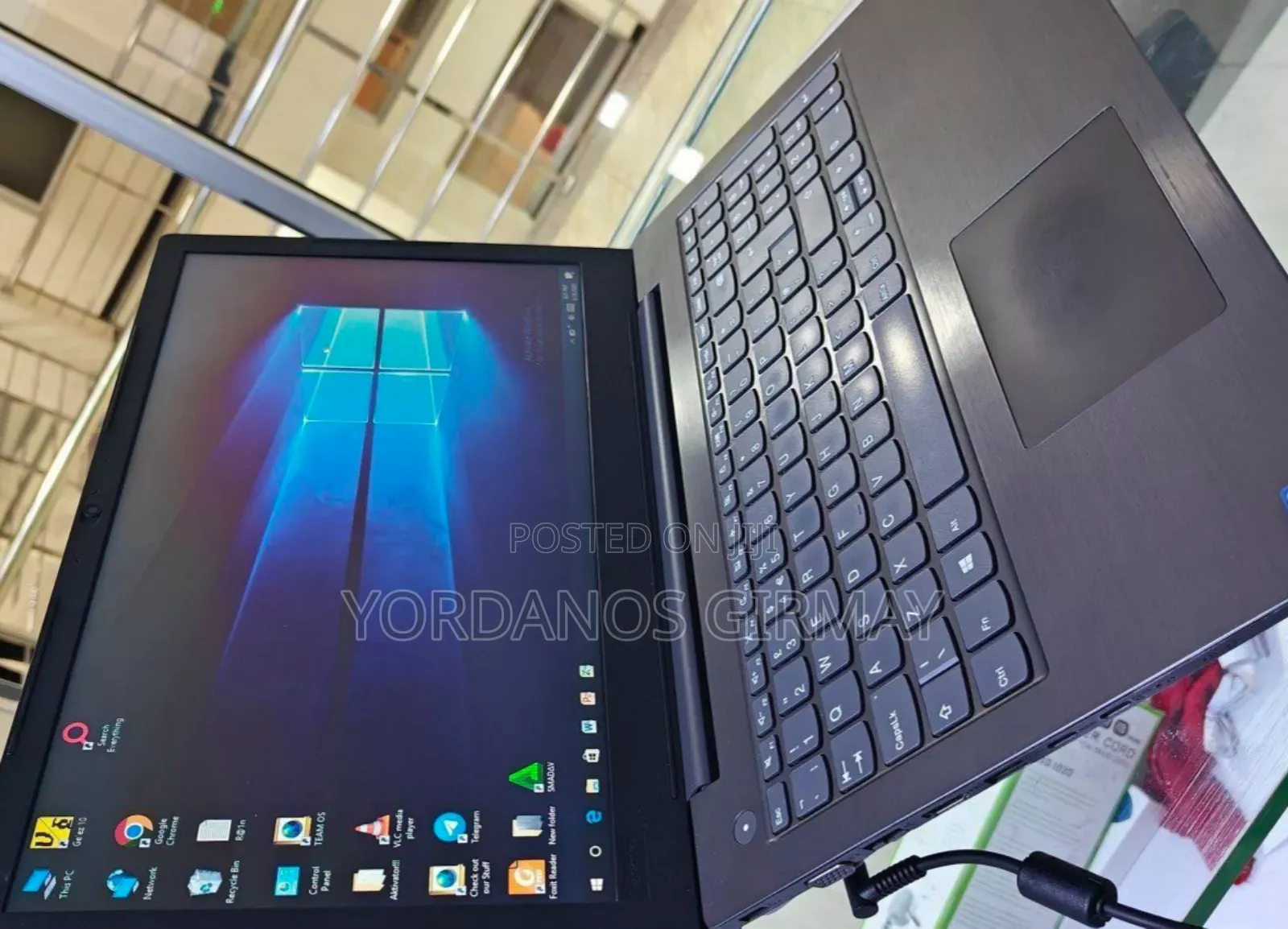 Laptop Lenovo 4GB Intel Core I3 HDD 500GB