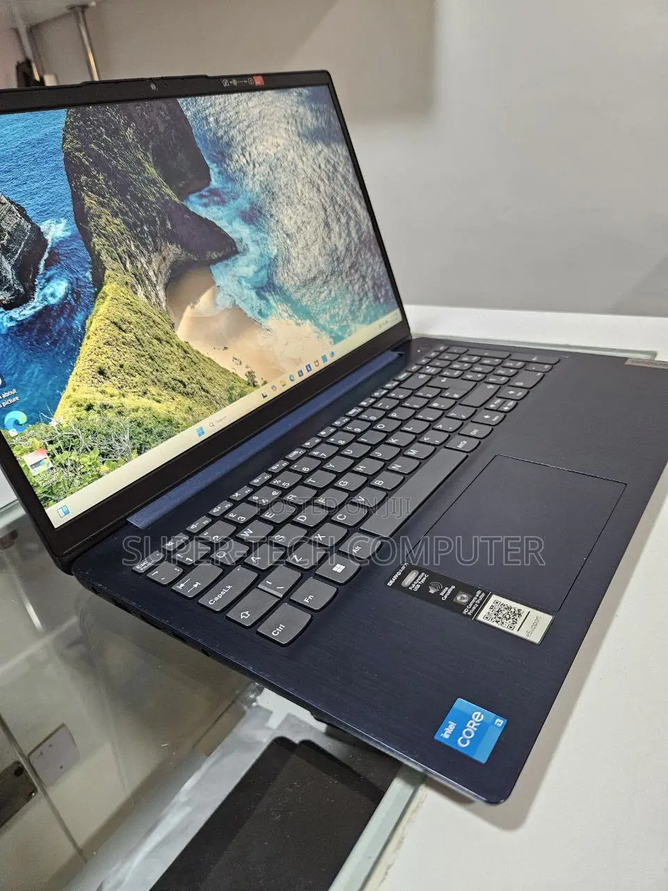 New Laptop Lenovo Ideapad 3 8GB Intel Core I3 SSD 256GB