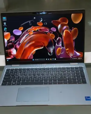 New Laptop Dell Latitude 5540 16GB Intel Core I7 SSD 512GB