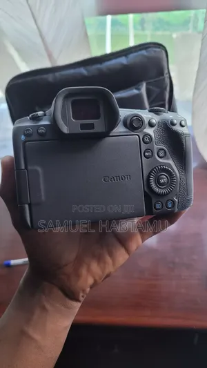 Canon R5 Camera