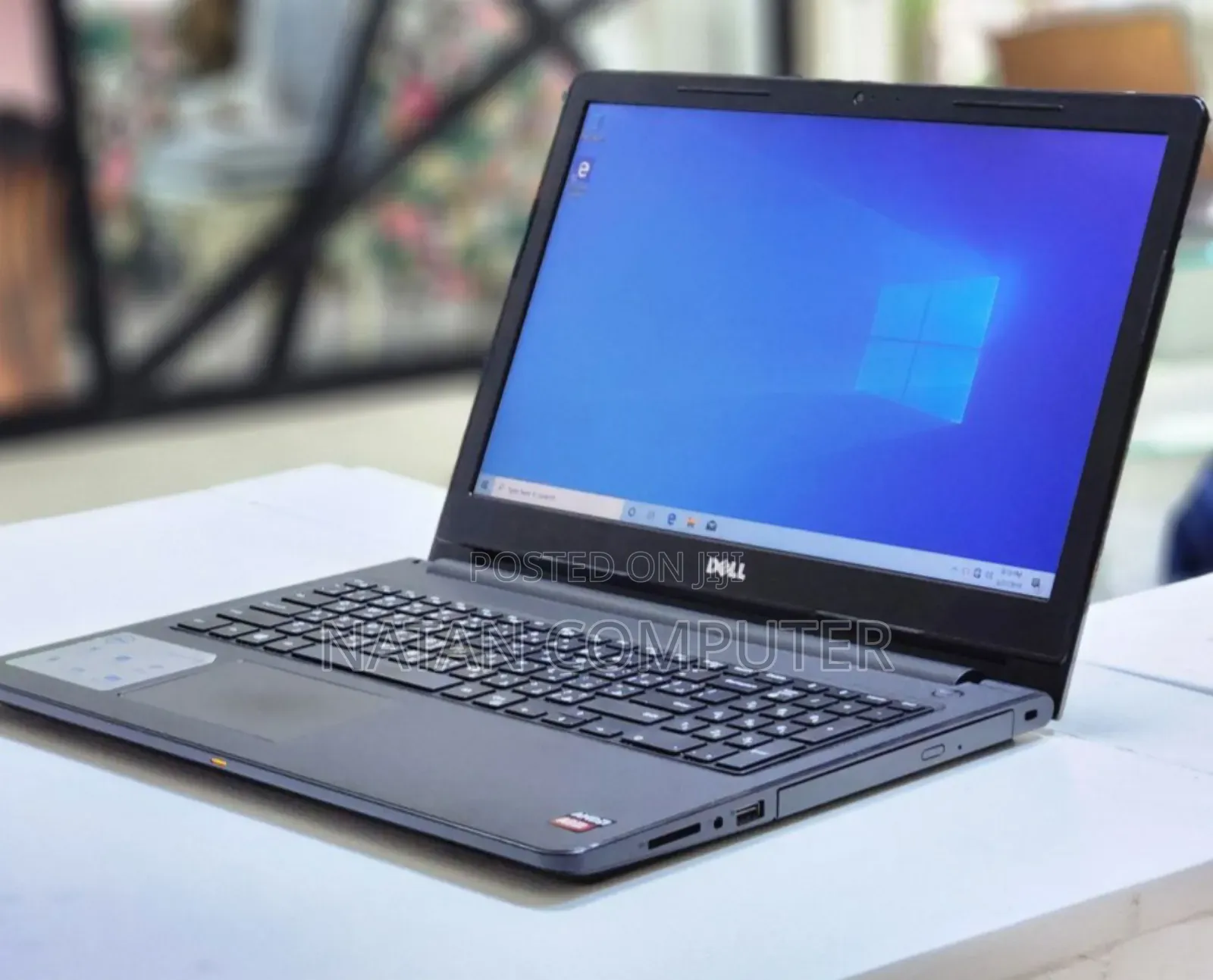 New Laptop Dell Vostro 15 3000 4GB AMD A8 HDD 500GB