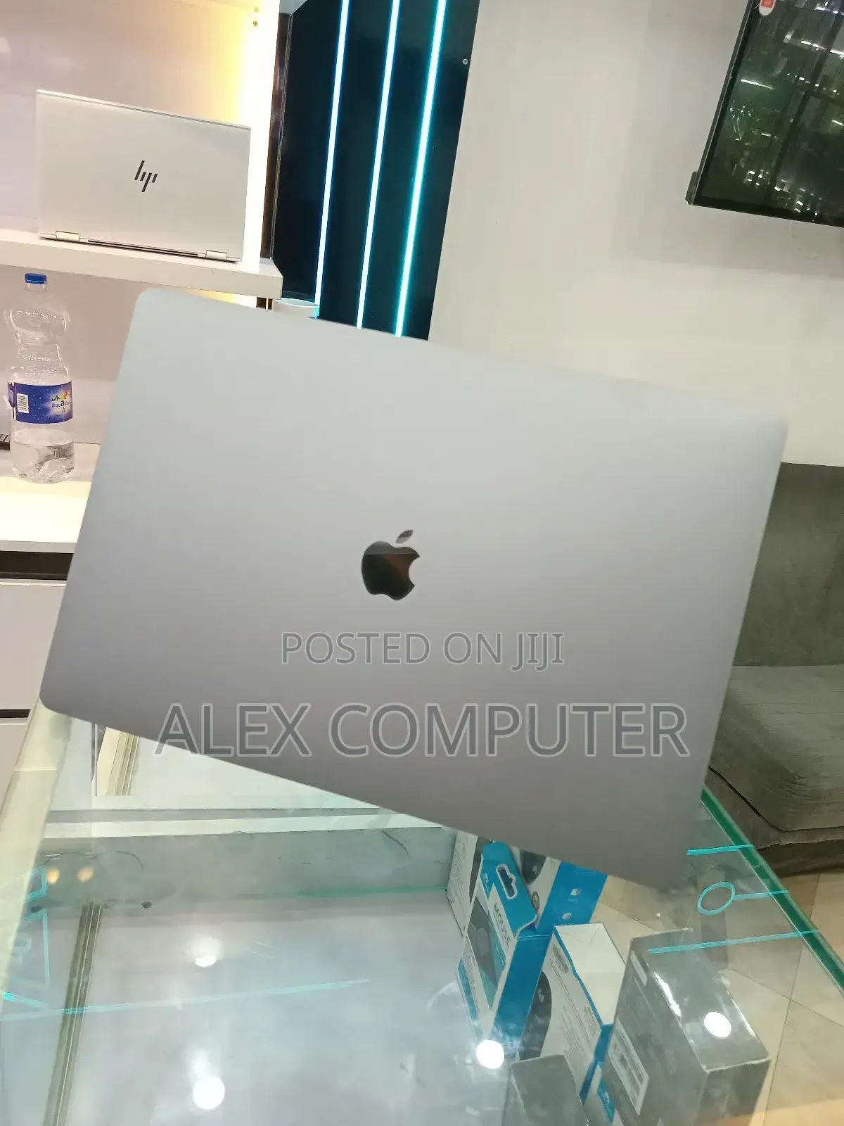 New Laptop Apple MacBook Pro 2019 32GB Intel Core I9 SSD 1T