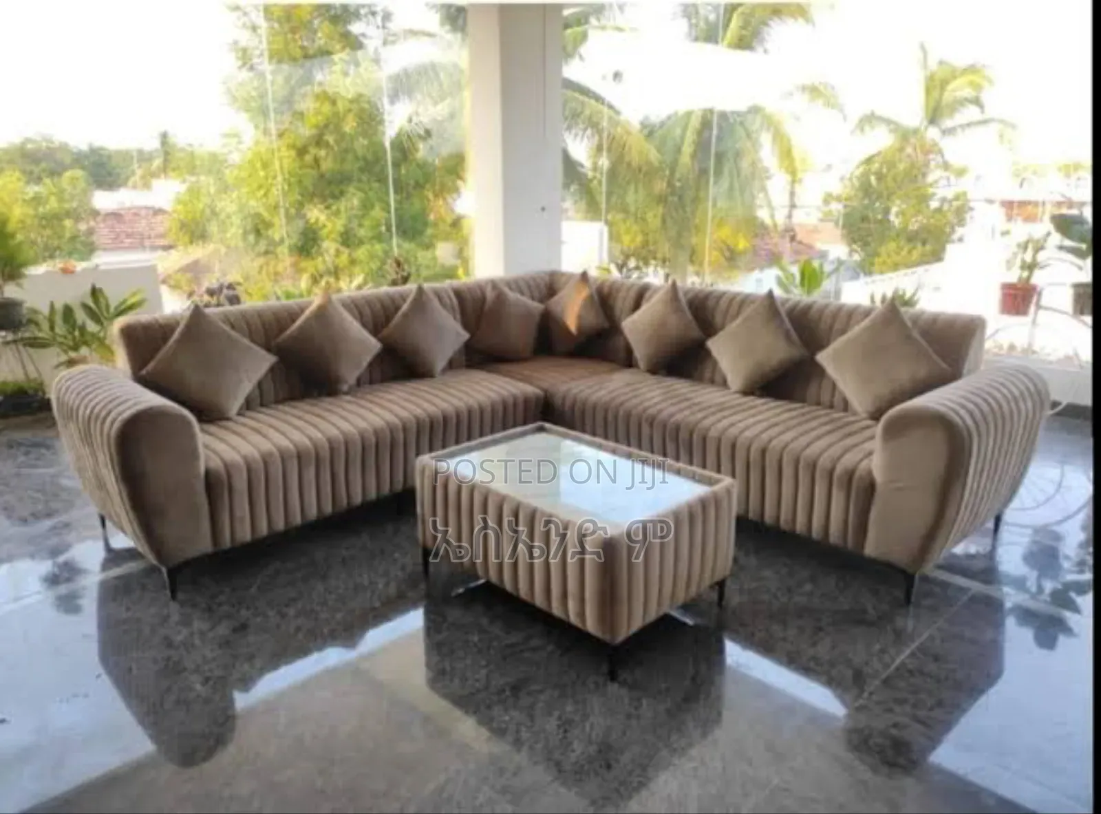 Kingdom Saloon Sofa With Table Design