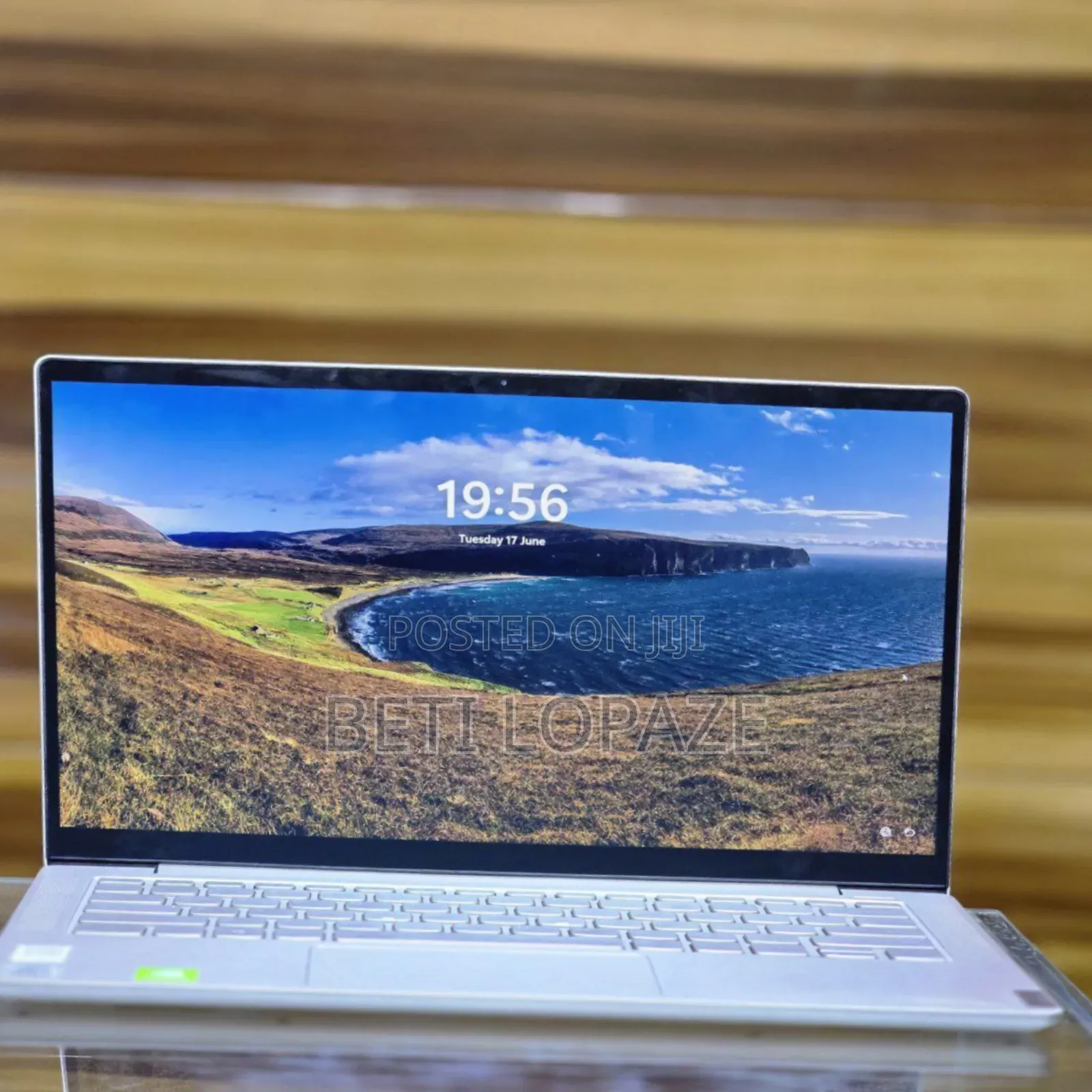 New Laptop Lenovo Yoga 2 8GB Intel Core I5 SSD 512GB