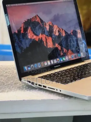 Photo - Laptop Apple MacBook Pro 2010 4GB Intel Core I7 SSD 512GB