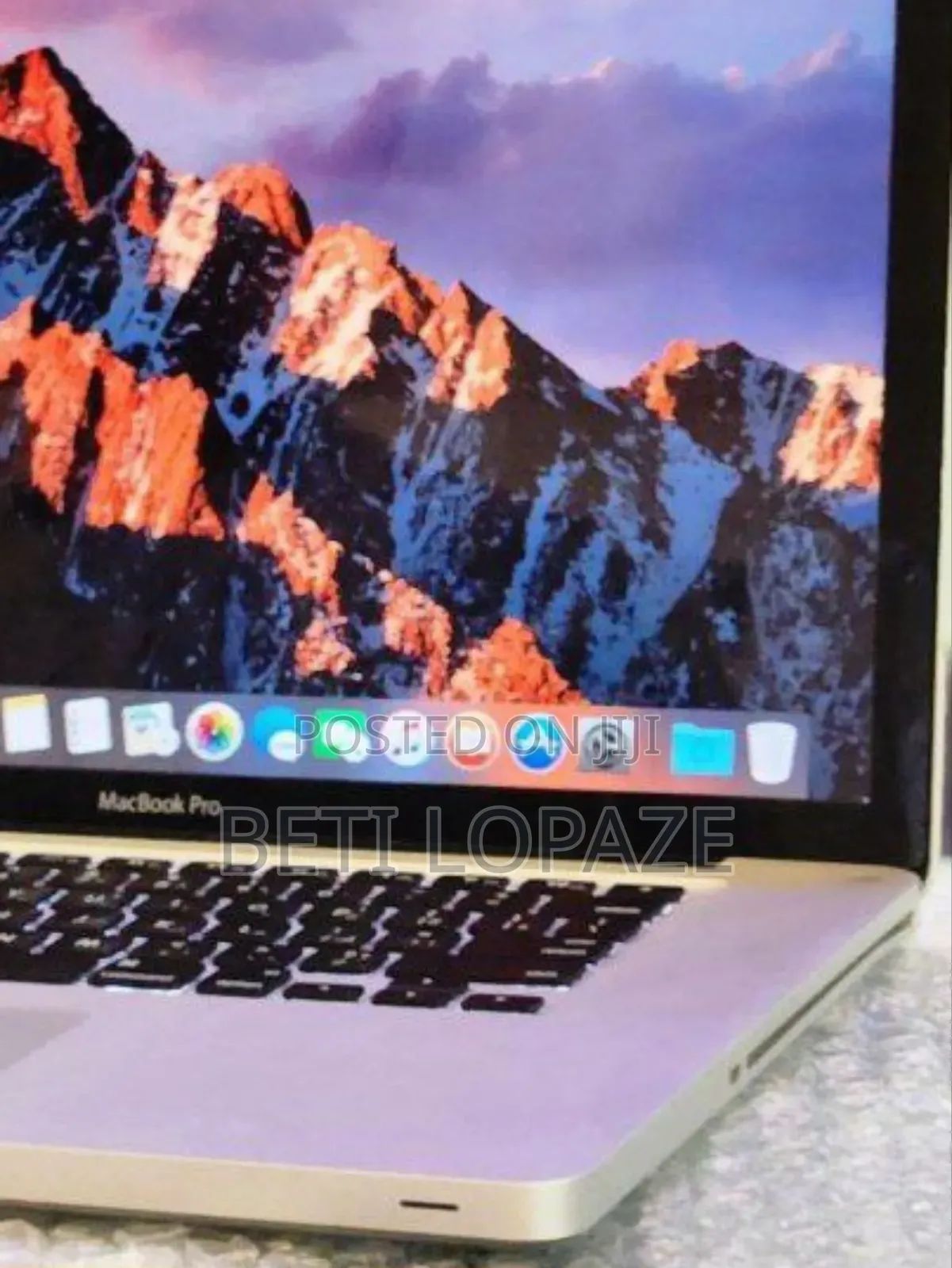 Laptop Apple MacBook Pro 2010 4GB Intel Core I7 SSD 512GB