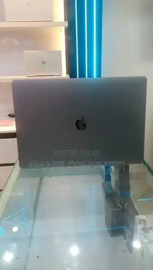 New Laptop Apple MacBook Pro 2019 32GB Intel Core I9 SSD 1T