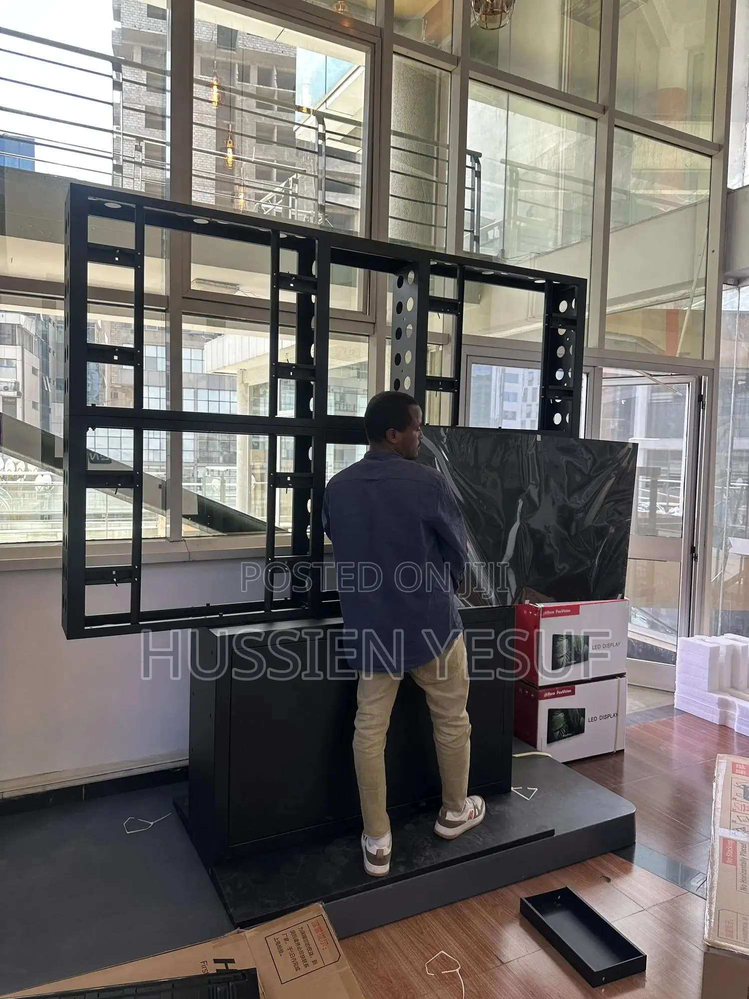 Vedeo Wall Sigange Podium