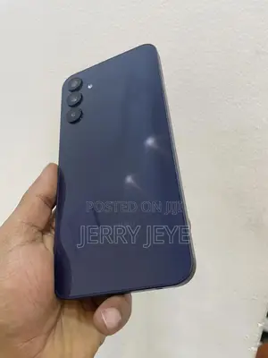 Photo - New Samsung Galaxy A15 128 GB Black