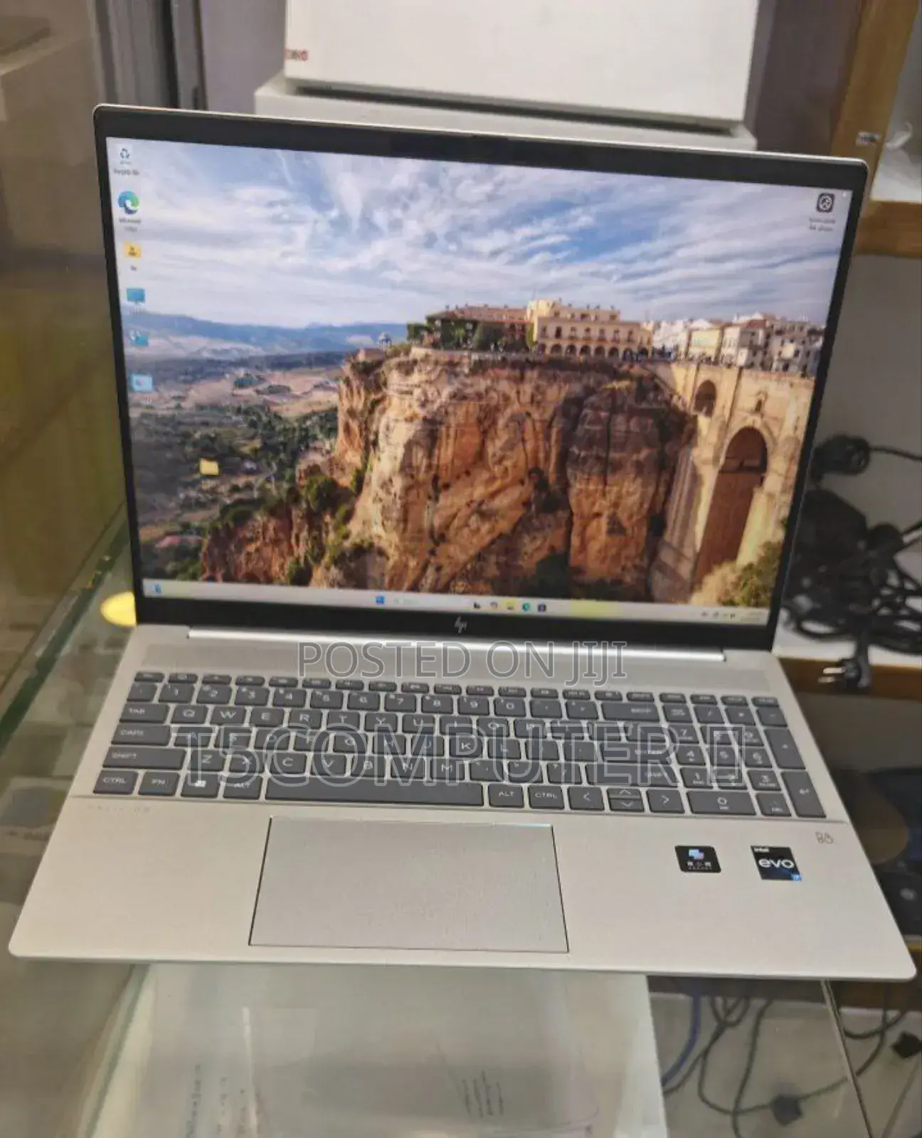 New Laptop HP Pavilion 15-Cs3063cl 16GB Intel Core I7 SSD 1T