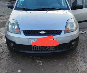 Photo - Ford Fiesta 2006 Silver