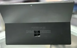 Photo - New Laptop Microsoft Surface Pro 7 16GB Intel Core I7 SSD 512GB