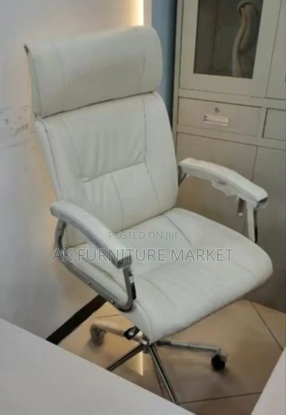 Office Managerial Chair