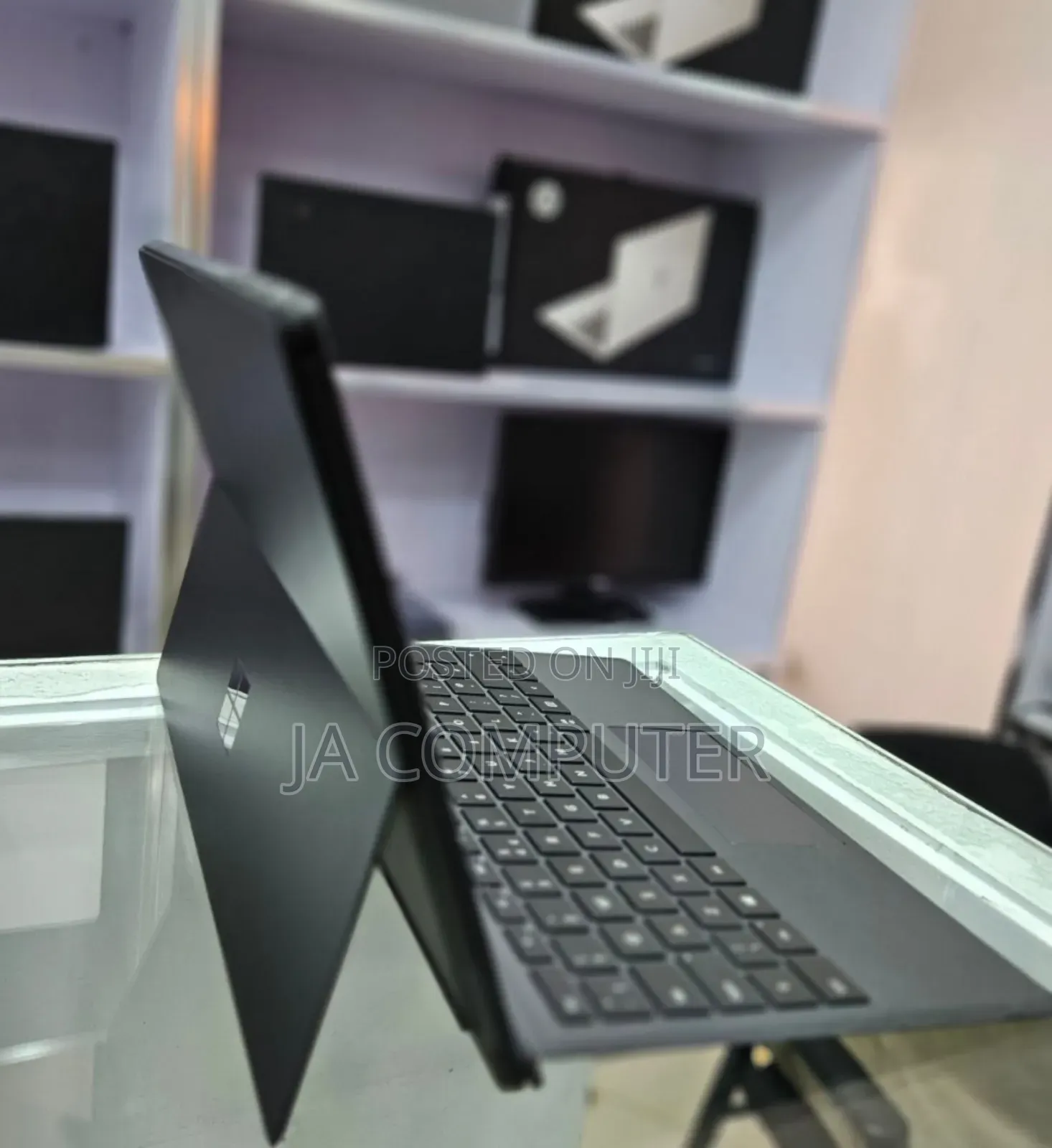 New Laptop Microsoft Surface Pro 7 16GB Intel Core I7 SSD 512GB