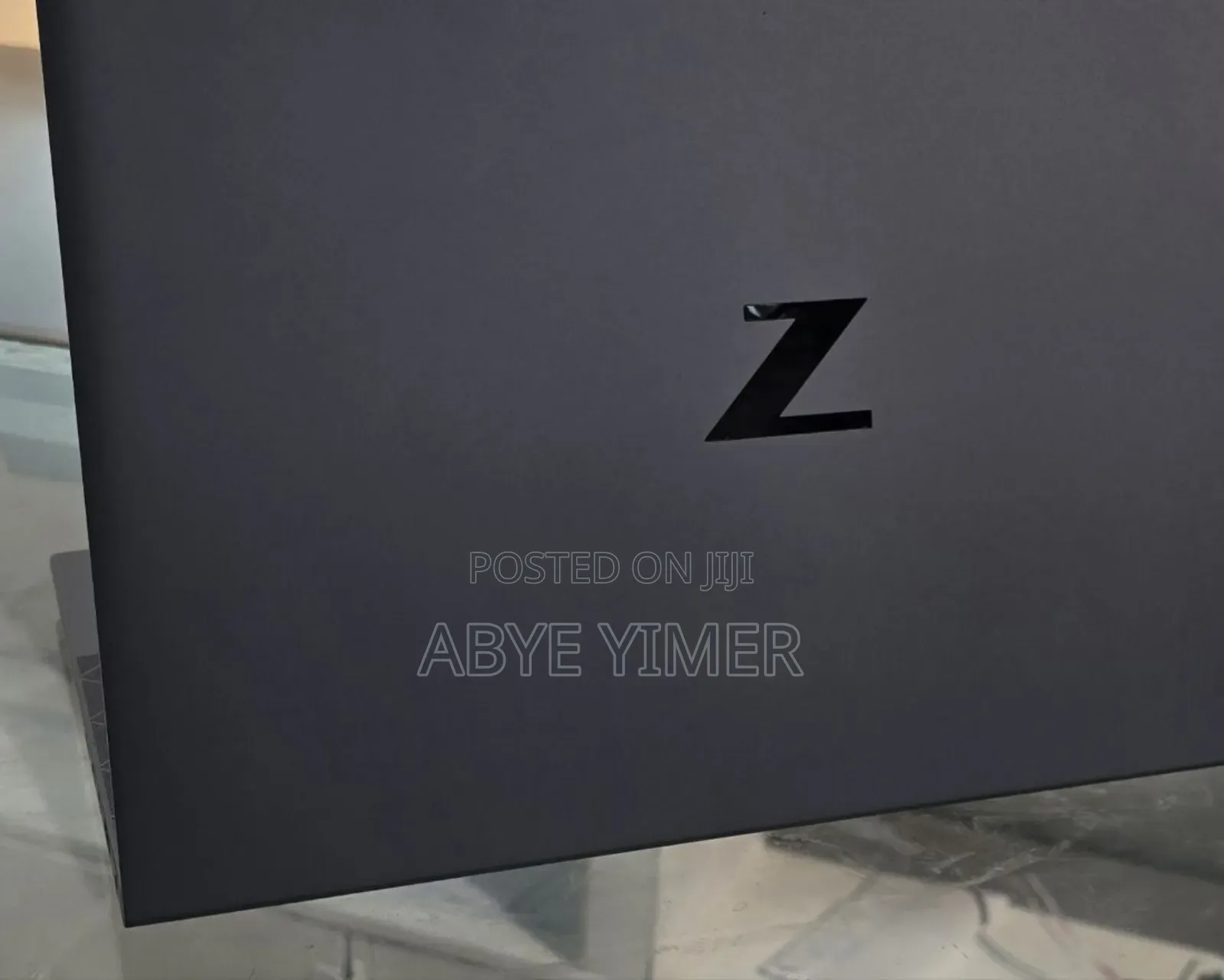 New Laptop HP ZBook Firefly G8 16GB Intel Core I7 SSD 512GB