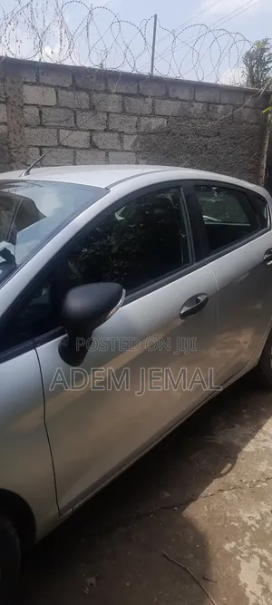 Ford Fiesta S Hatchback 2016 Silver