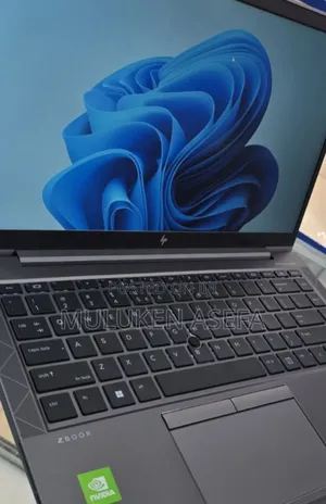 Photo - New Laptop HP ZBook 14 G2 16GB Intel Core I7 SSD 1T