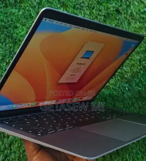 New Laptop Apple MacBook Air 2020 M1 8GB Apple M1 SSD 256GB