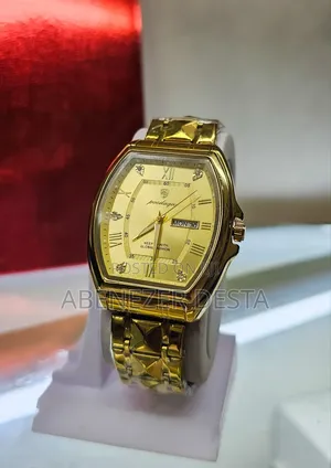 Photo - The New Barrel-Shaped Men's Watch Is a Luxurious